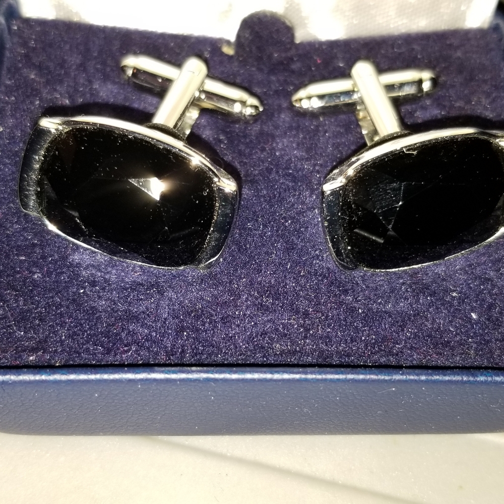 Cuff links